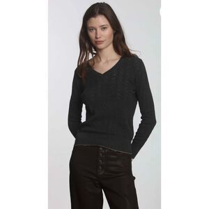 Label and Thread Henrietta Vee-Charcoal XS